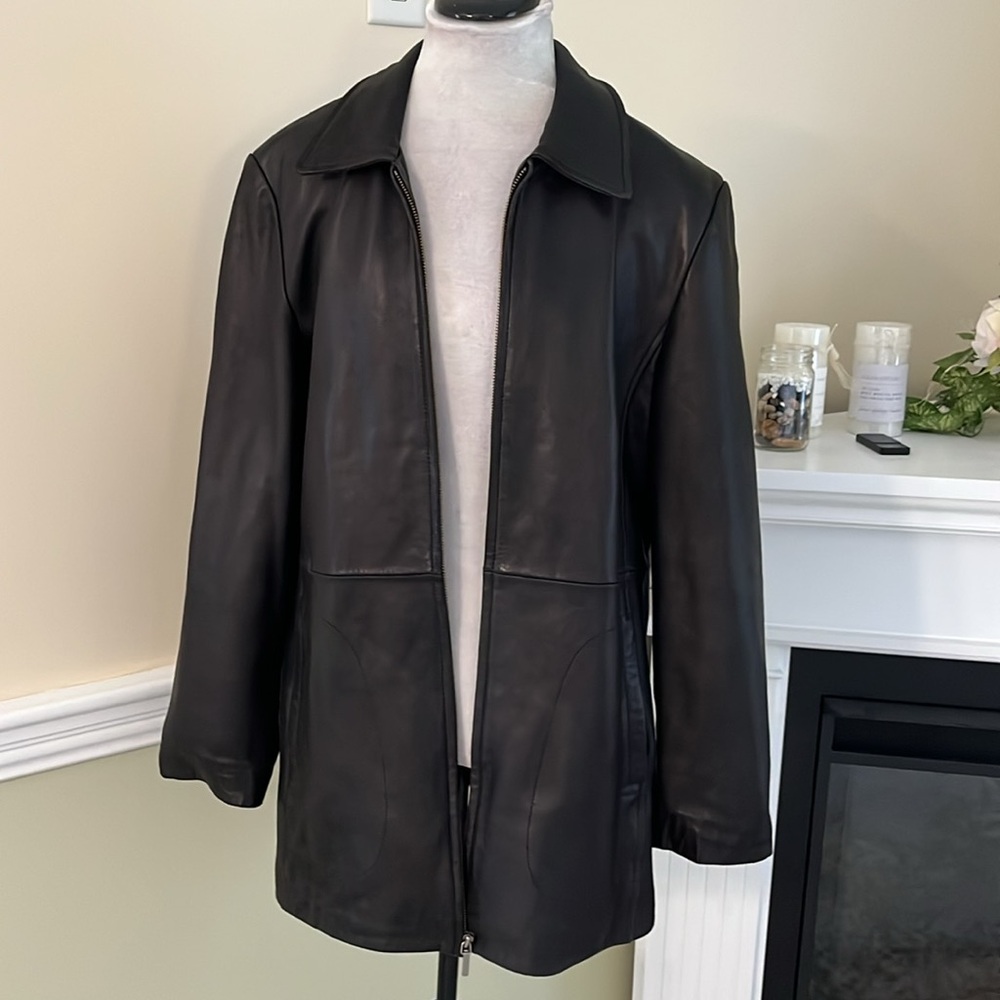 Women's Black Leather Jacket - Picture 12 of 16